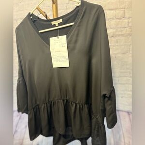 Pleione V-Neck Boho Peplum Top Black Medium NWT Sample